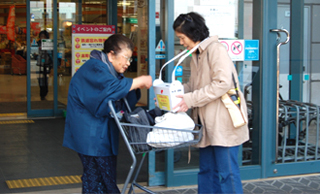 募金活動の写真01